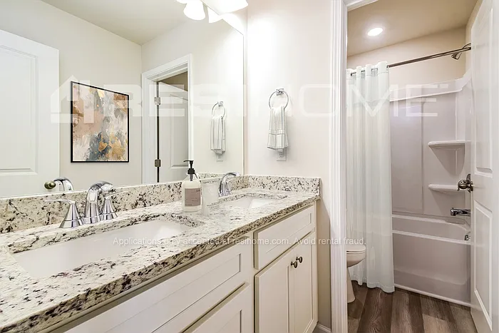 157 Meadowmark Dr W — Photo 13