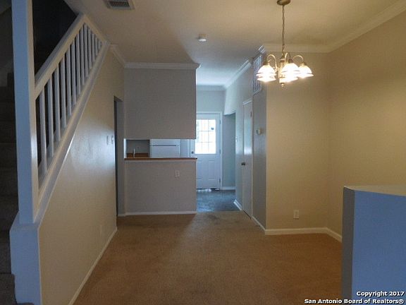 5th image of 12227 Apricot Dr
