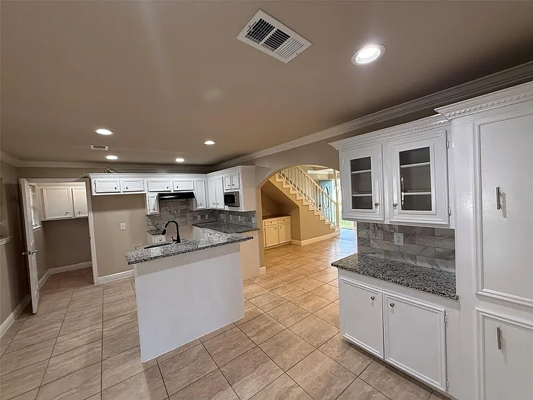 610 Elk Dr — Photo 12