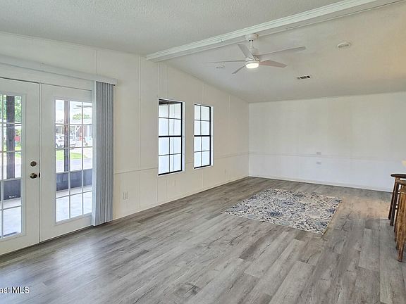 3rd image of 3905 Sugar Berry Pl