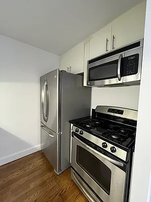 Rented by The Dermot Realty Management Company | media 4