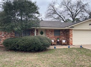 1210 Paula Ln, Euless, TX 76040