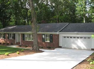 311 Richbourg Rd, Greenville, SC 29615