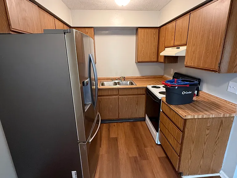 108 Stratton Ave #16 — Photo 8