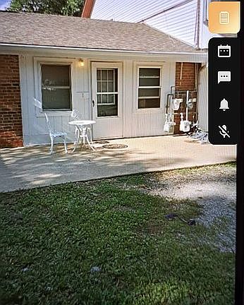 3rd image of 606 W Carroll St