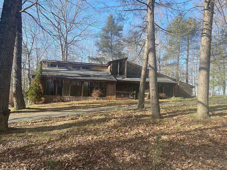 1st image of 345 River Oak Dr