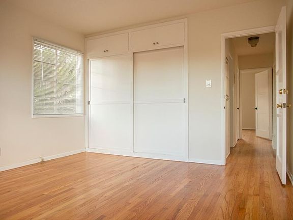 5th image of 3417 W Alameda Ave #1/2