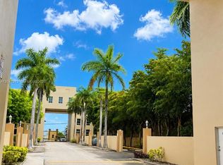 Royal Palms Condo, Hialeah, FL 33016