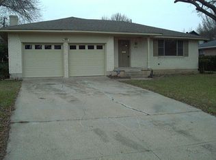 8054 Woodhue Rd, Dallas, TX 75228