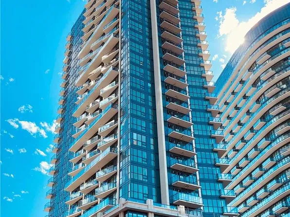 49 E Liberty St #1806, Toronto, ON M6K 0A7