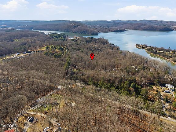 5th image of 128 Hart Orchard Rd