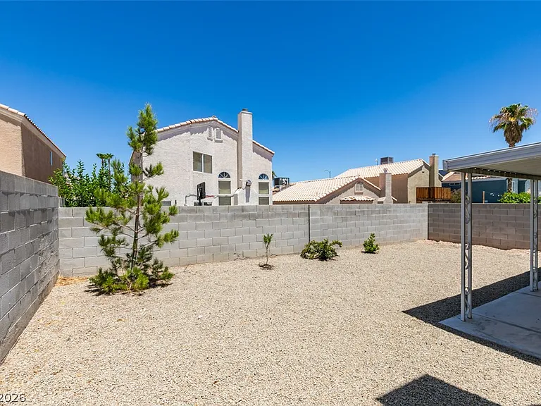 8216 Ogee Dr — Photo 32