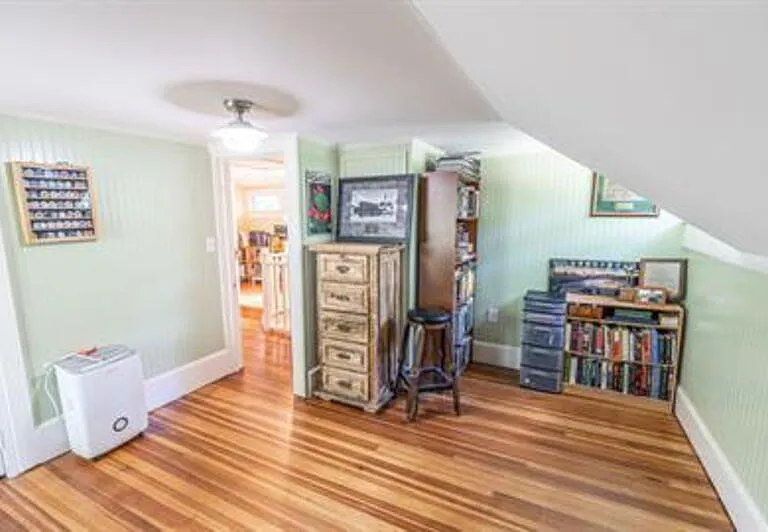 330 E Maine Ave — Photo 16