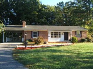 1315 Lakeridge Cir, Troutville, VA 24175
