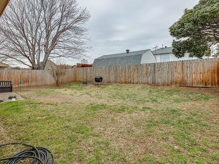 9005 Tyne Trl — Photo 25
