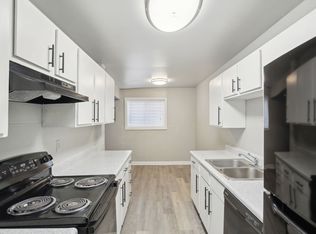 West Hills Apartments, Lawrence, KS 66044