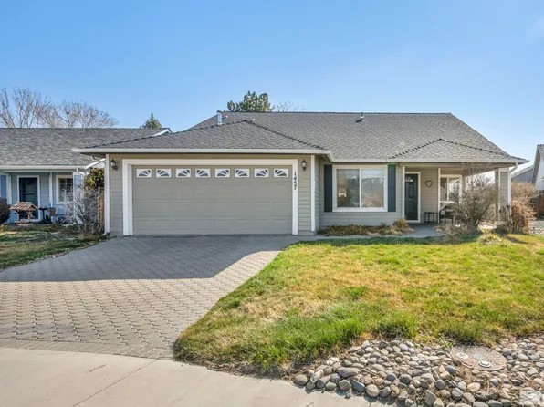 1457 Edlesborough Cir, Gardnerville, NV 89410