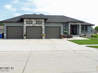 4525 32nd St, Columbus, NE 68601