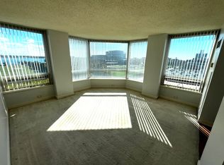 3320 Spinnaker Ln APT 6F, Detroit, MI 48207
