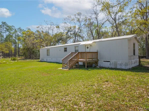 5590 NW 76th Ave, Chiefland, FL 32626