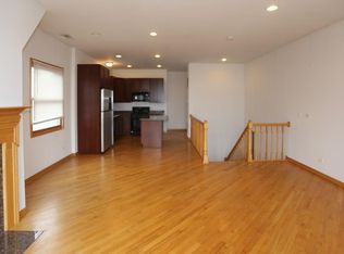 2553 N Southport Ave #2, Chicago, IL 60614