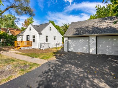 319 Grandview Dr, Round Lake Park, IL, 60073