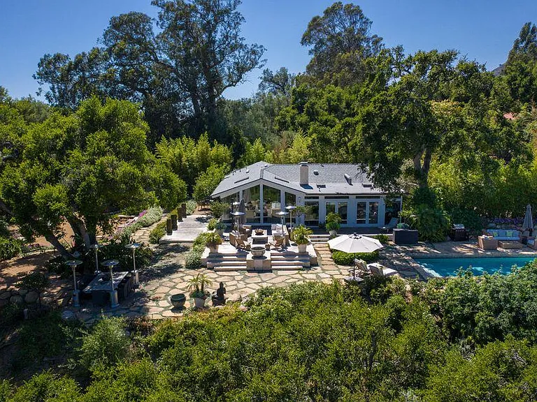 830 Buena Vista Dr — Photo 2