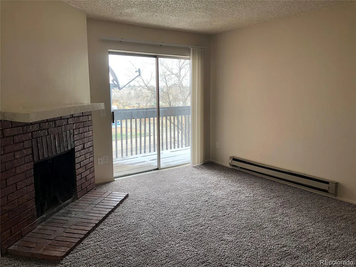 Building Photo - 14896 E 2nd Ave #309H