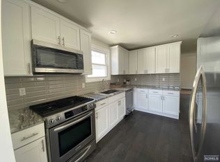 222 Myrtle Ave, Fort Lee, NJ 07024