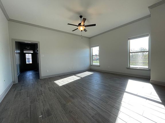 4th image of 1187 Lakehaven Dr