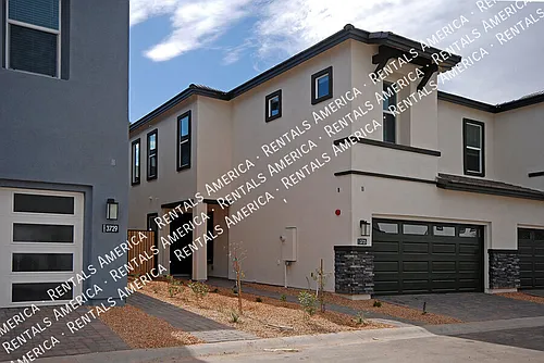 3725 E Catalina Dr Photo 1