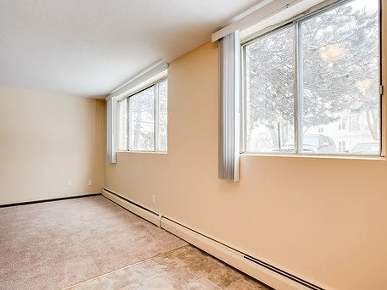 Woodbridge Terrace Apartments — Photo 40