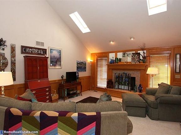 3rd image of 3301 Gettysburg Ct