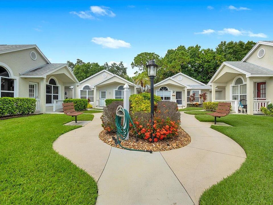 1st image of 1189 NW Lombardy Drive
