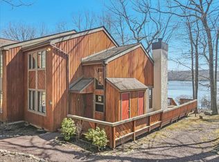 103 Warbler Ct, Lake Harmony, PA 18624