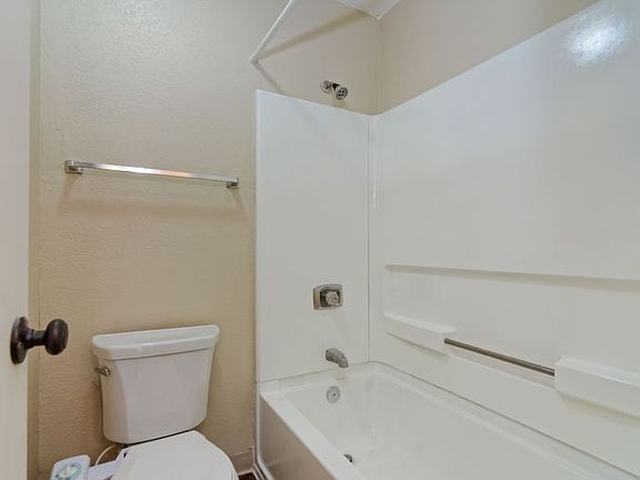 5th image of 3440 Lebon Dr APT 4207