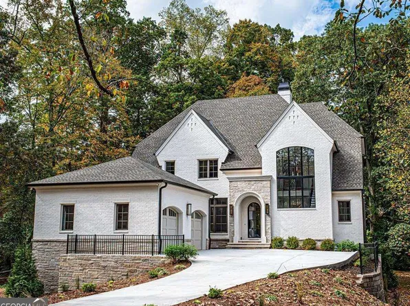 3790 Ivy Rd NE, Atlanta, GA 30342