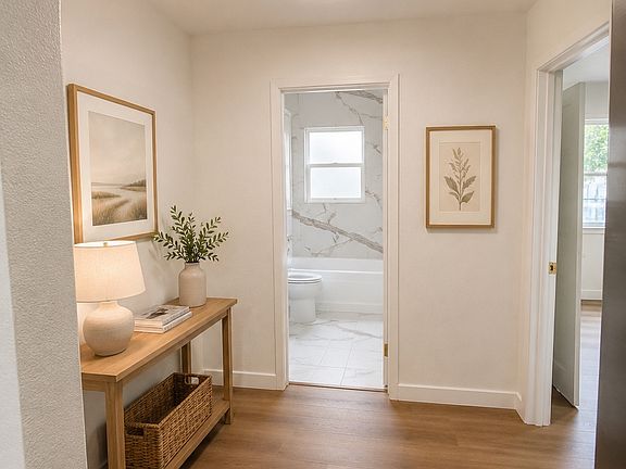 2nd image of 2319 Empress St APT 3