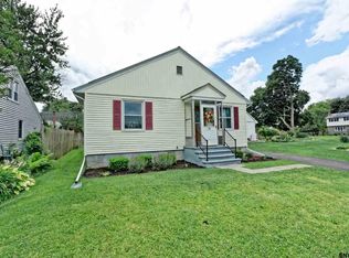 18 Bogardus Rd, Albany, NY 12208
