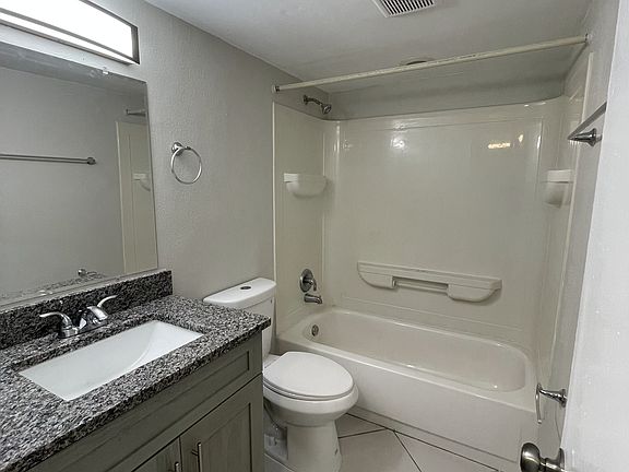 4th image of 602 Orange Dr #170-1
