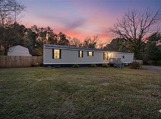 3254 Woodstock Rd, Gloucester, VA 23061