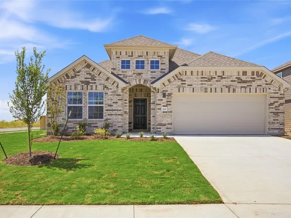 201 Red Wolf Dr, Jarrell, TX 76537