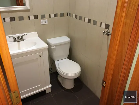 Rented by Bond New York | media 40