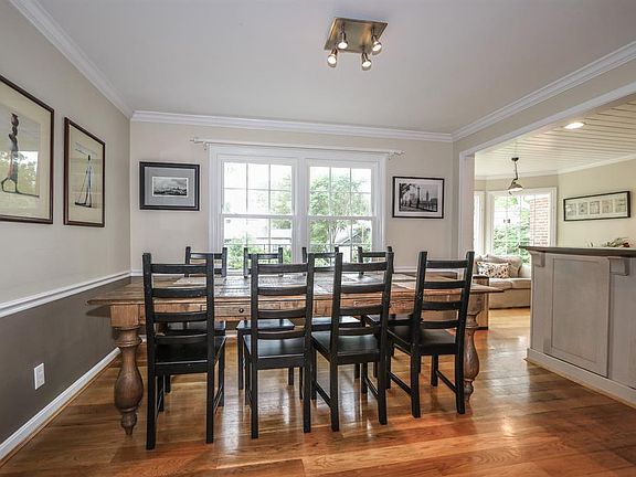 5th image of 55 Jewett Dr