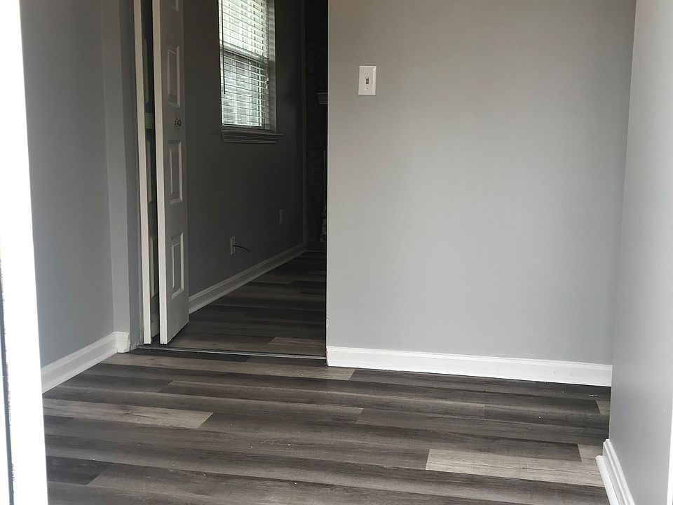 Mud Room/ Laundry Room
