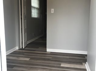 7800 Greenway Dr, Louisville, KY 40222