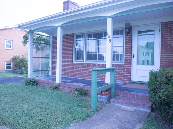 105 Deerwood Dr, Charlottesville, VA 22911