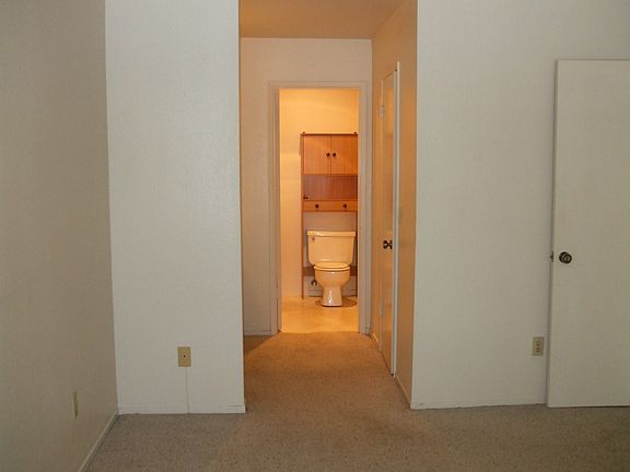 5th image of 2586 Sunny Slope Dr APT 5