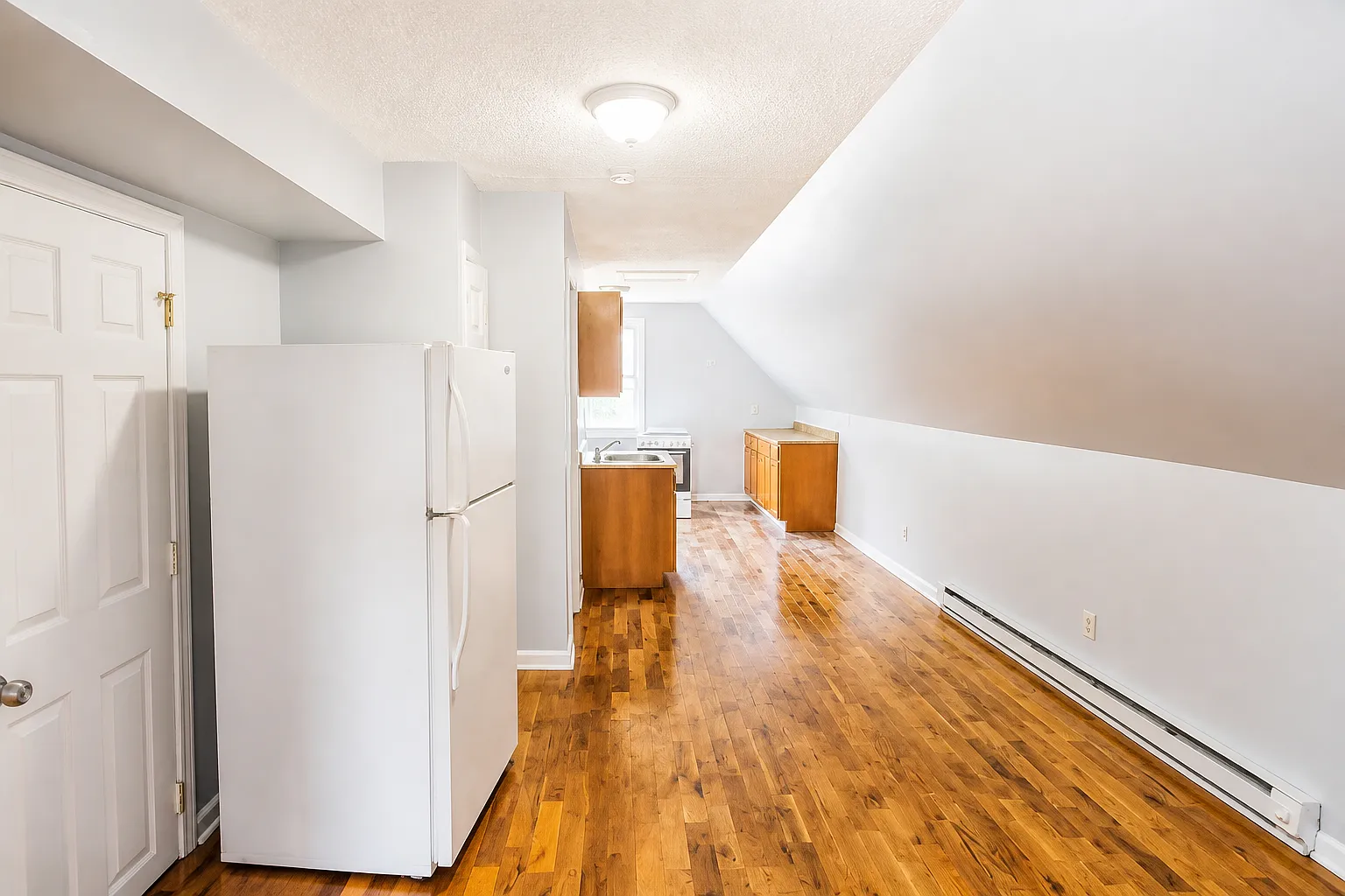 1 bed, $1,575 — Photo 1
