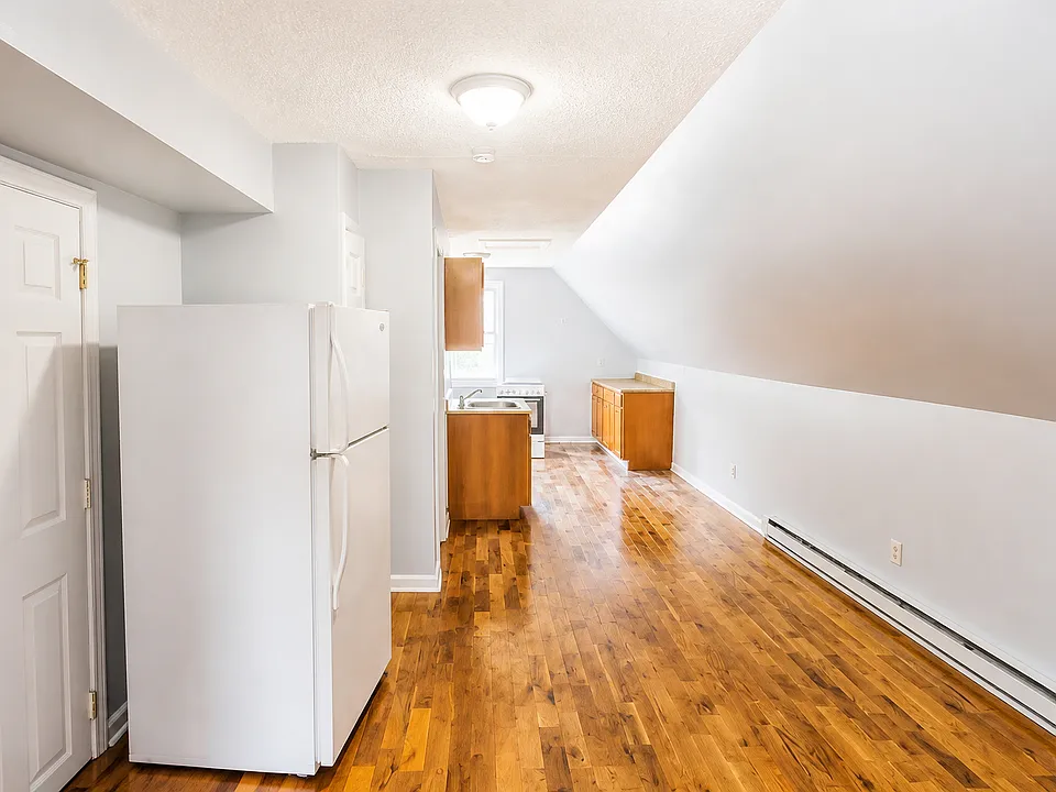 334 Fulton St #3AA